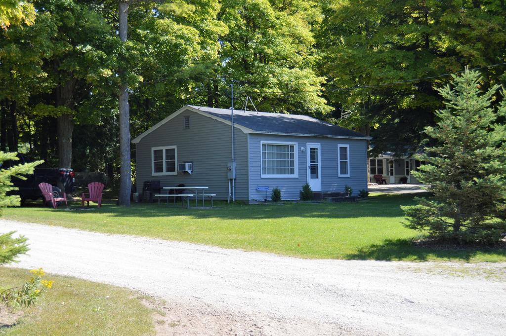 Baileys Sunset Cottages Baileys Harbor Exterior foto