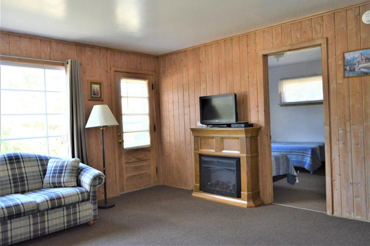 Baileys Sunset Cottages Baileys Harbor Exterior foto
